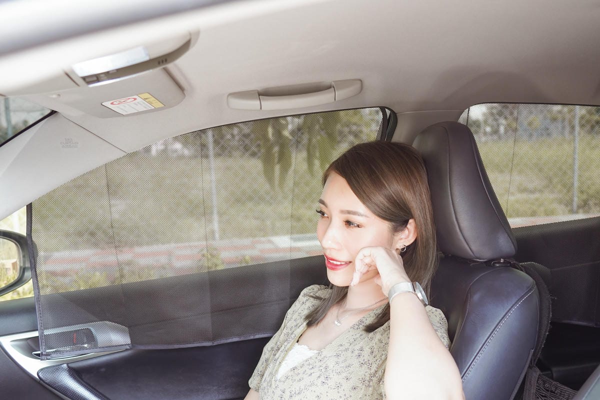 車用好物 磁吸汽車遮陽簾 隔熱防曬窗簾 擋陽光不擋視線1.jpg 車用好物 磁吸汽車遮陽簾 隔熱防曬窗簾 擋陽光不擋視線1.jpg