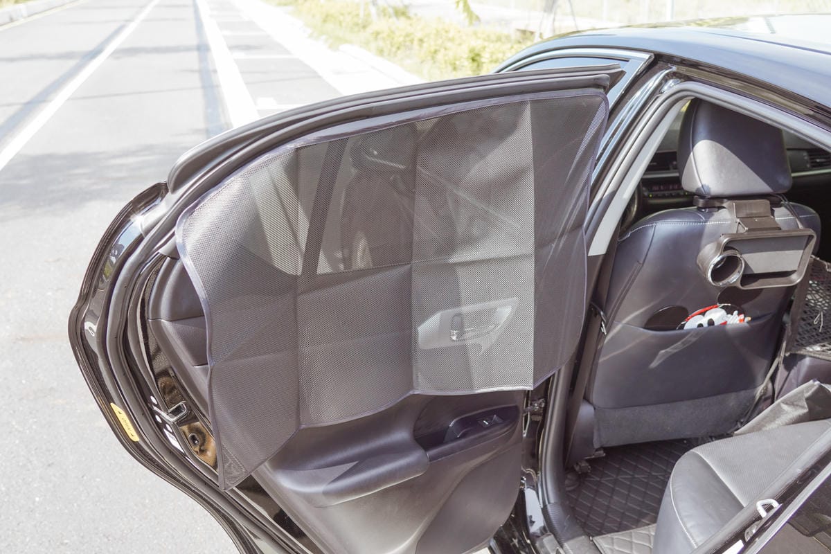 車用好物 磁吸汽車遮陽簾 隔熱防曬窗簾 擋陽光不擋視線11.jpg 車用好物 磁吸汽車遮陽簾 隔熱防曬窗簾 擋陽光不擋視線11.jpg