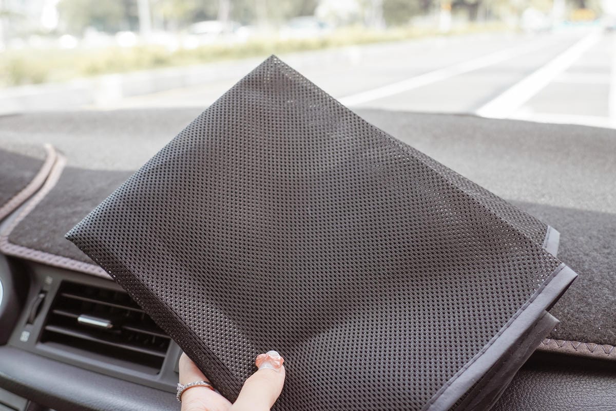 車用好物 磁吸汽車遮陽簾 隔熱防曬窗簾 擋陽光不擋視線14.jpg 車用好物 磁吸汽車遮陽簾 隔熱防曬窗簾 擋陽光不擋視線14.jpg