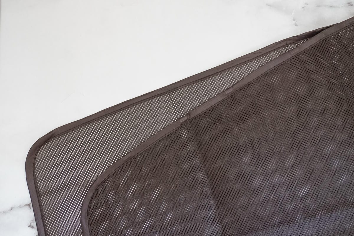 車用好物 磁吸汽車遮陽簾 隔熱防曬窗簾 擋陽光不擋視線7.jpg 車用好物 磁吸汽車遮陽簾 隔熱防曬窗簾 擋陽光不擋視線7.jpg