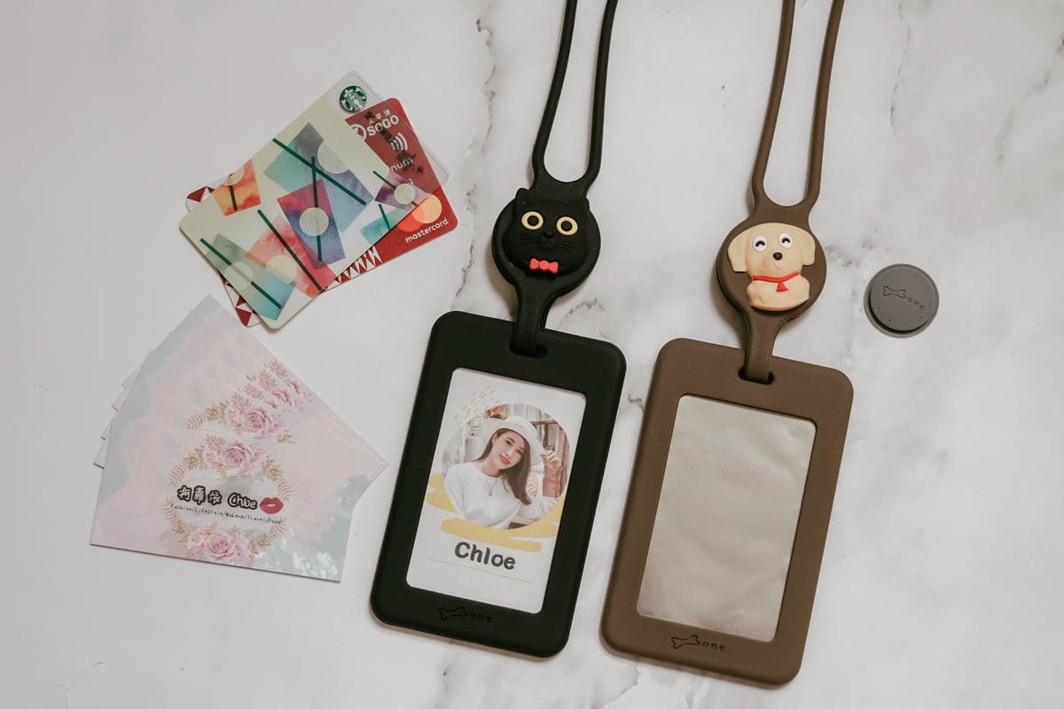 Bone 頸掛開窗識別證套 識別證 卡片 雙卡不干擾 輕鬆帶著走30.JPG Bone 頸掛開窗識別證套 識別證 卡片 雙卡不干擾 輕鬆帶著走30.JPG