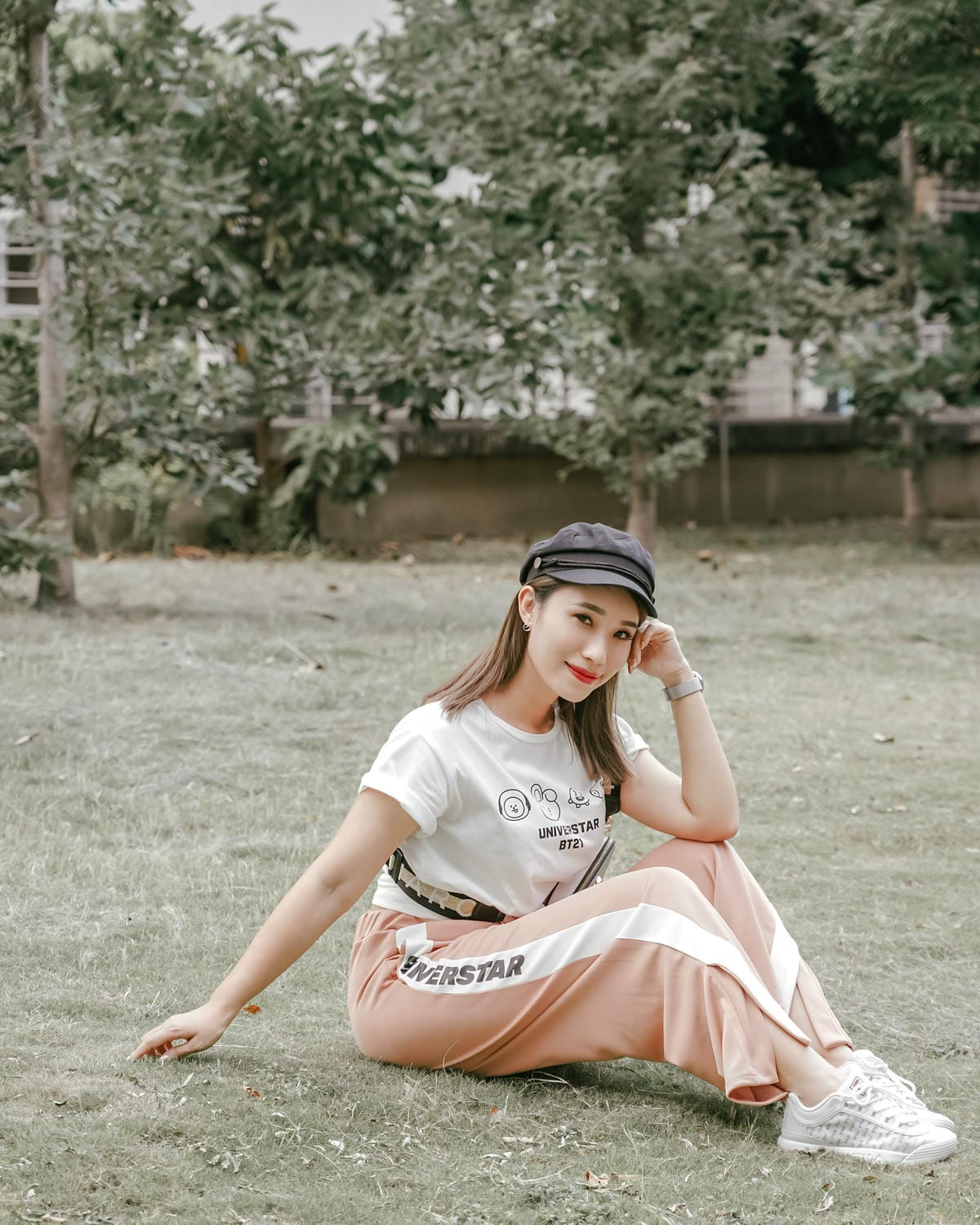 復古運動風穿搭 OB嚴選 X BT21 歡迎光臨宇宙明星BT21!!LOOKBOOK17.jpg 復古運動風穿搭 OB嚴選 X BT21 歡迎光臨宇宙明星BT21!!LOOKBOOK17.jpg