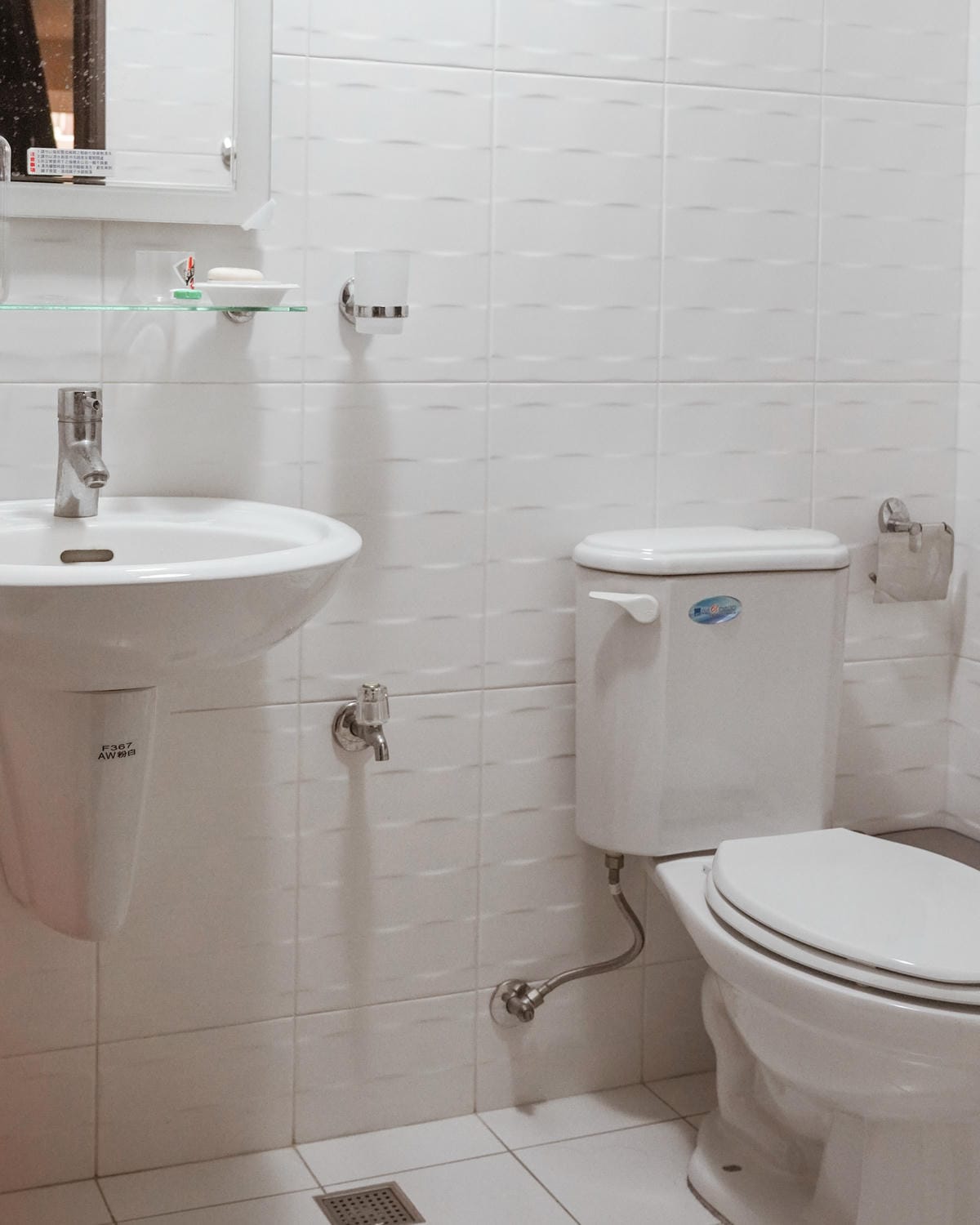 潔淨學 矽利康除霉凝膠 使用不刺鼻 不沾手 一沖乾淨 還我潔白牆角24.JPG 潔淨學 矽利康除霉凝膠 使用不刺鼻 不沾手 一沖乾淨 還我潔白牆角24.JPG