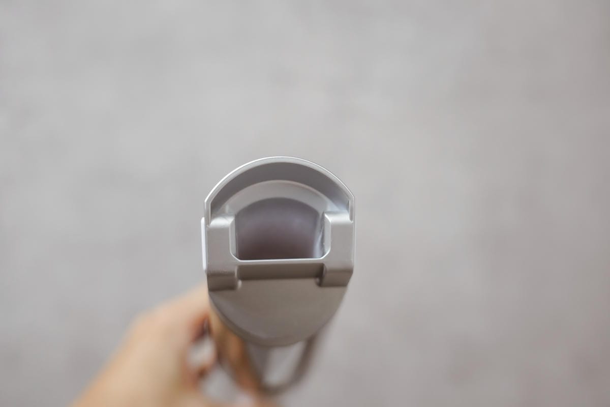 生活開箱 西班牙Solac S3隨手無線便攜式吸塵器 超輕巧機身 平時看不見的灰塵都吸得乾淨12.JPG 生活開箱 西班牙Solac S3隨手無線便攜式吸塵器 超輕巧機身 平時看不見的灰塵都吸得乾淨12.JPG