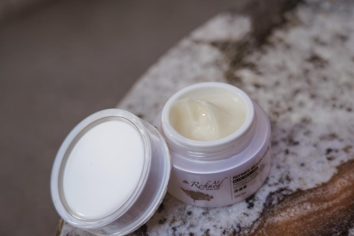 草本植萃保養 蓮芳 Refined 秋冬換季保養推薦保養品 香精油 濕敢當 淨膚霜23.jpg