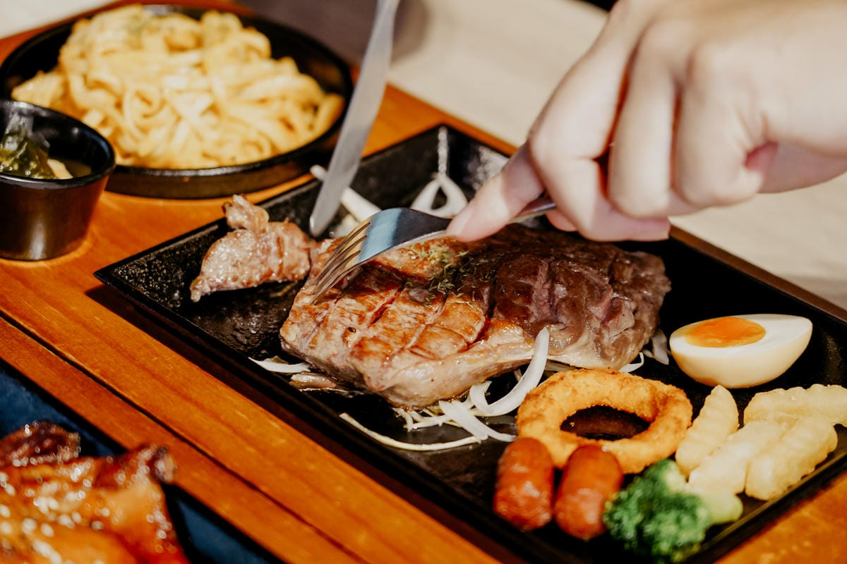 平價牛排館 拐彎抹角牛排館台南小北店 全台首創七種獨家秘醬 不使用重組肉24.JPG 平價牛排館 拐彎抹角牛排館台南小北店 全台首創七種獨家秘醬 不使用重組肉24.JPG