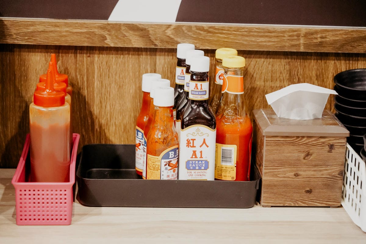 平價牛排館 拐彎抹角牛排館台南小北店 全台首創七種獨家秘醬 不使用重組肉10.JPG 平價牛排館 拐彎抹角牛排館台南小北店 全台首創七種獨家秘醬 不使用重組肉10.JPG