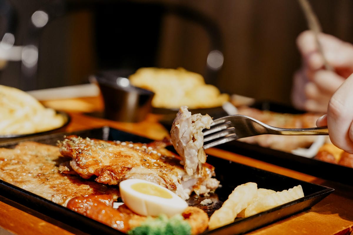 平價牛排館 拐彎抹角牛排館台南小北店 全台首創七種獨家秘醬 不使用重組肉29.JPG 平價牛排館 拐彎抹角牛排館台南小北店 全台首創七種獨家秘醬 不使用重組肉29.JPG