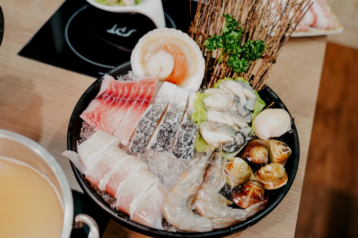 台南新市火鍋 真豪紀精饌鍋物 一人一鍋 湯底每日蔬菜豬骨現熬 冬季限定麻油松阪豬肉鍋 暖心又暖胃24.jpg 台南新市火鍋 真豪紀精饌鍋物 一人一鍋 湯底每日蔬菜豬骨現熬 冬季限定麻油松阪豬肉鍋 暖心又暖胃24.jpg