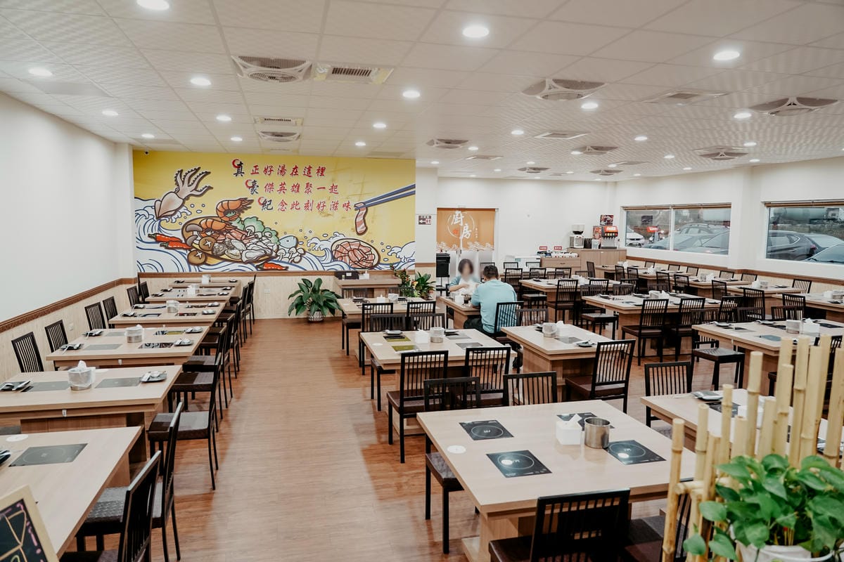 台南新市火鍋 真豪紀精饌鍋物 一人一鍋 湯底每日蔬菜豬骨現熬 冬季限定麻油松阪豬肉鍋 暖心又暖胃5.jpg 台南新市火鍋 真豪紀精饌鍋物 一人一鍋 湯底每日蔬菜豬骨現熬 冬季限定麻油松阪豬肉鍋 暖心又暖胃5.jpg