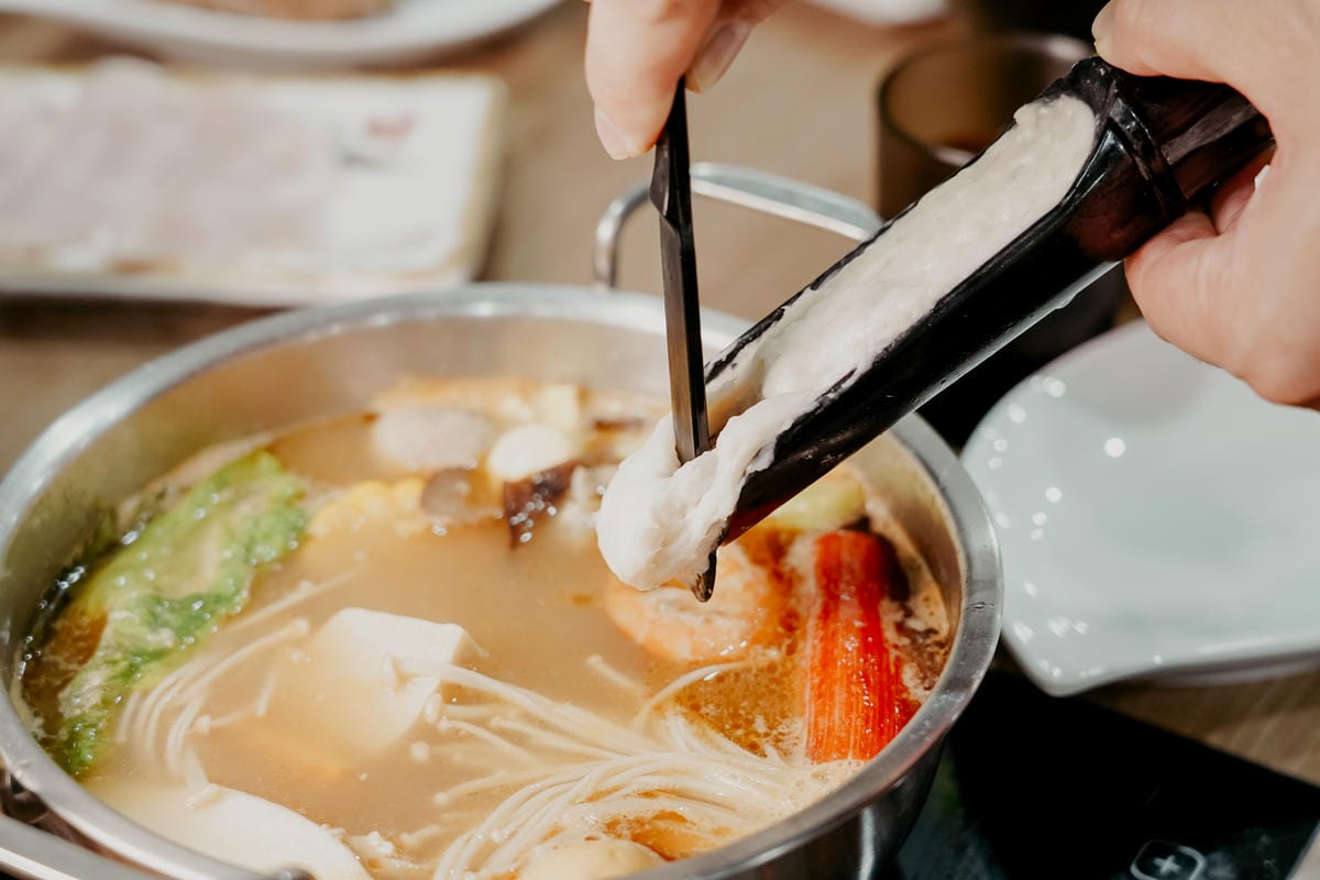 台南新市火鍋 真豪紀精饌鍋物 一人一鍋 湯底每日蔬菜豬骨現熬 冬季限定麻油松阪豬肉鍋 暖心又暖胃46.jpg 台南新市火鍋 真豪紀精饌鍋物 一人一鍋 湯底每日蔬菜豬骨現熬 冬季限定麻油松阪豬肉鍋 暖心又暖胃46.jpg