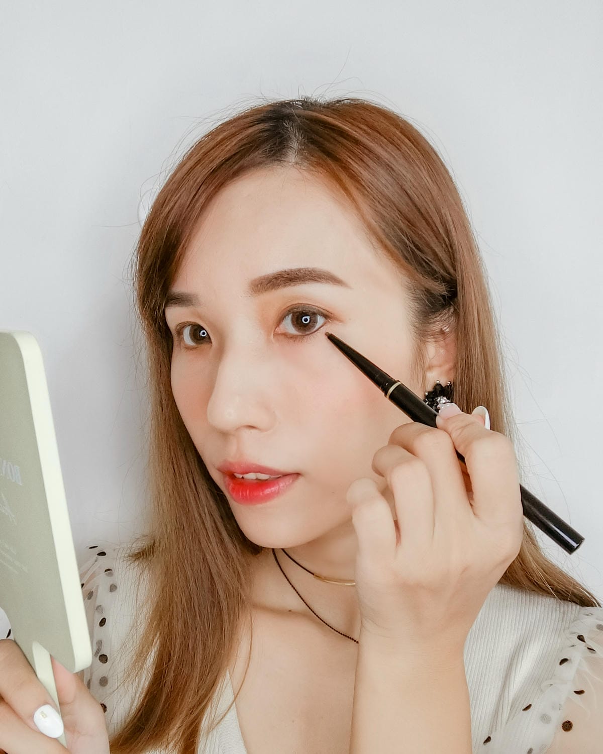 開架彩妝 Browit貝奧莉 泰國NO.1眉眼彩妝 平價 高CP值必入手 防水眉筆眼線睫毛膏試色38.jpg 開架彩妝 Browit貝奧莉 泰國NO.1眉眼彩妝 平價 高CP值必入手 防水眉筆眼線睫毛膏試色38.jpg