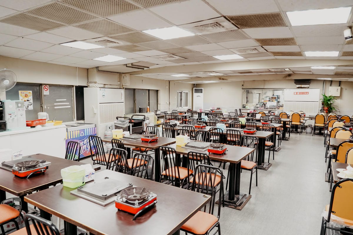 高雄鼓山區 中將燒肉屋-總店 享受當鐵板燒大廚的樂趣 火烤兩吃自助吃到飽3.jpg 高雄鼓山區 中將燒肉屋-總店 享受當鐵板燒大廚的樂趣 火烤兩吃自助吃到飽3.jpg