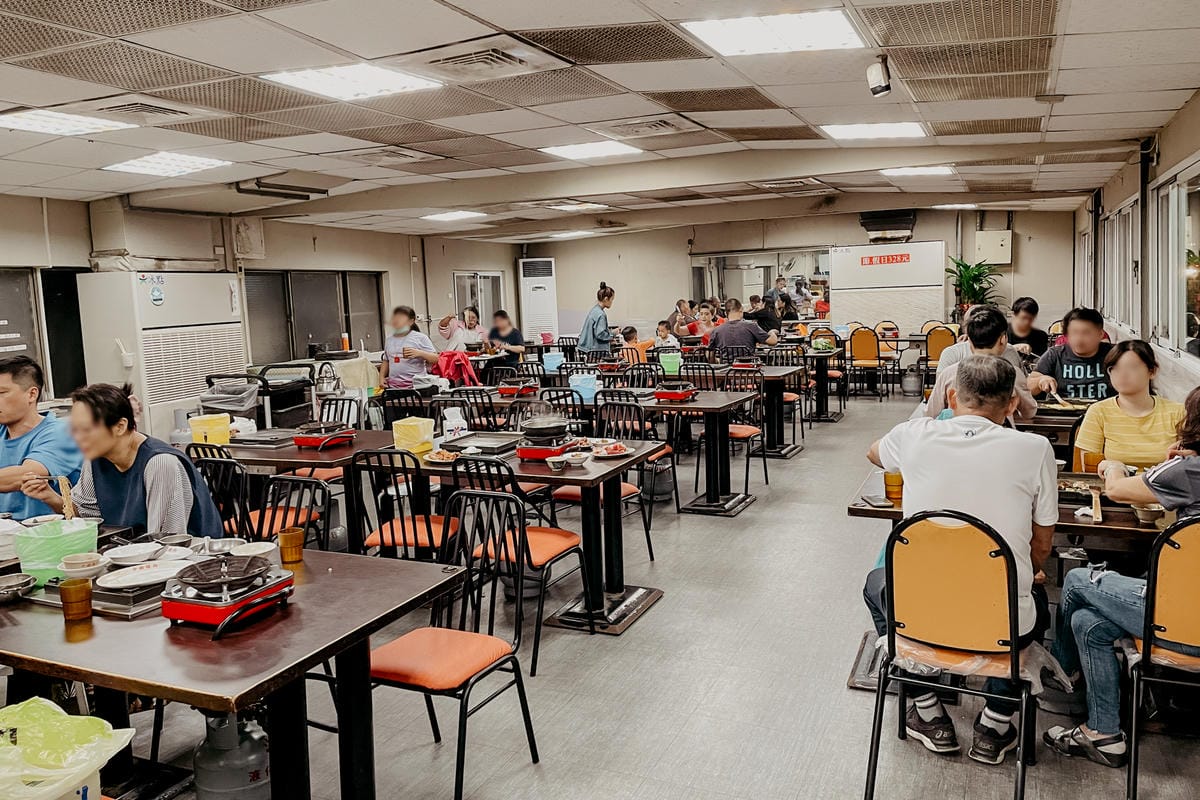 高雄鼓山區 中將燒肉屋-總店 享受當鐵板燒大廚的樂趣 火烤兩吃自助吃到飽4.JPG 高雄鼓山區 中將燒肉屋-總店 享受當鐵板燒大廚的樂趣 火烤兩吃自助吃到飽4.JPG