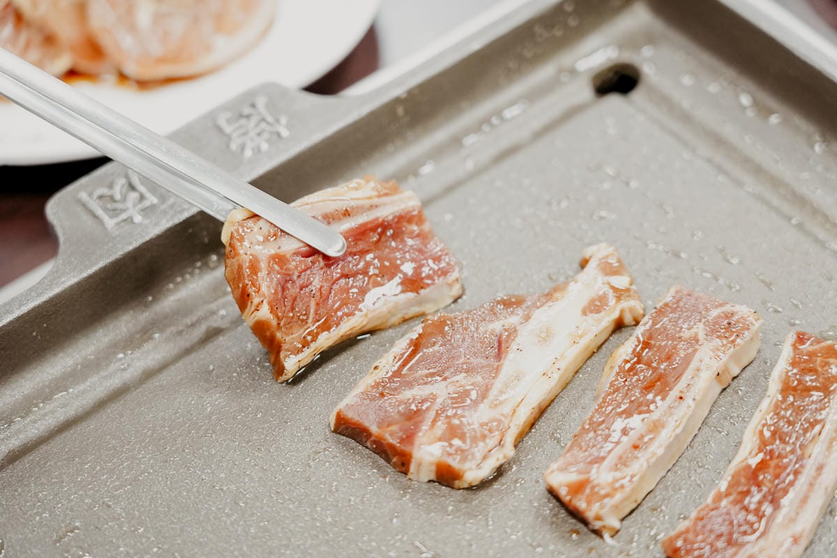 高雄鼓山區 中將燒肉屋-總店 享受當鐵板燒大廚的樂趣 火烤兩吃自助吃到飽27.JPG 高雄鼓山區 中將燒肉屋-總店 享受當鐵板燒大廚的樂趣 火烤兩吃自助吃到飽27.JPG