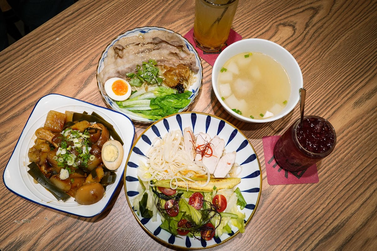 台南東區 好春麵飲 文青質感風麵店 滷菜激推四川秘製辣油味道更升級!18.jpg 台南東區 好春麵飲 文青質感風麵店 滷菜激推四川秘製辣油味道更升級!18.jpg