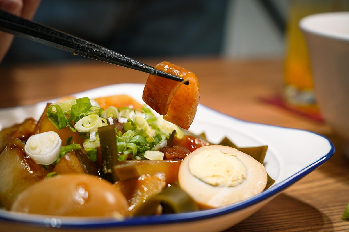 台南東區 好春麵飲 文青質感風麵店 滷菜激推四川秘製辣油味道更升級!21.jpg 台南東區 好春麵飲 文青質感風麵店 滷菜激推四川秘製辣油味道更升級!21.jpg