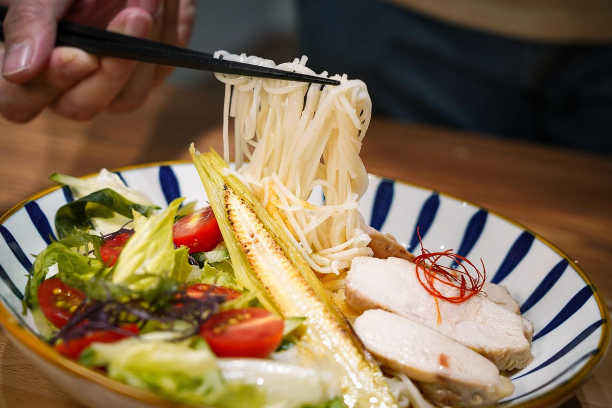 台南東區 好春麵飲 文青質感風麵店 滷菜激推四川秘製辣油味道更升級!25.jpg 台南東區 好春麵飲 文青質感風麵店 滷菜激推四川秘製辣油味道更升級!25.jpg