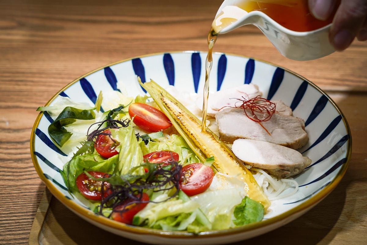 台南東區 好春麵飲 文青質感風麵店 滷菜激推四川秘製辣油味道更升級!24.jpg 台南東區 好春麵飲 文青質感風麵店 滷菜激推四川秘製辣油味道更升級!24.jpg