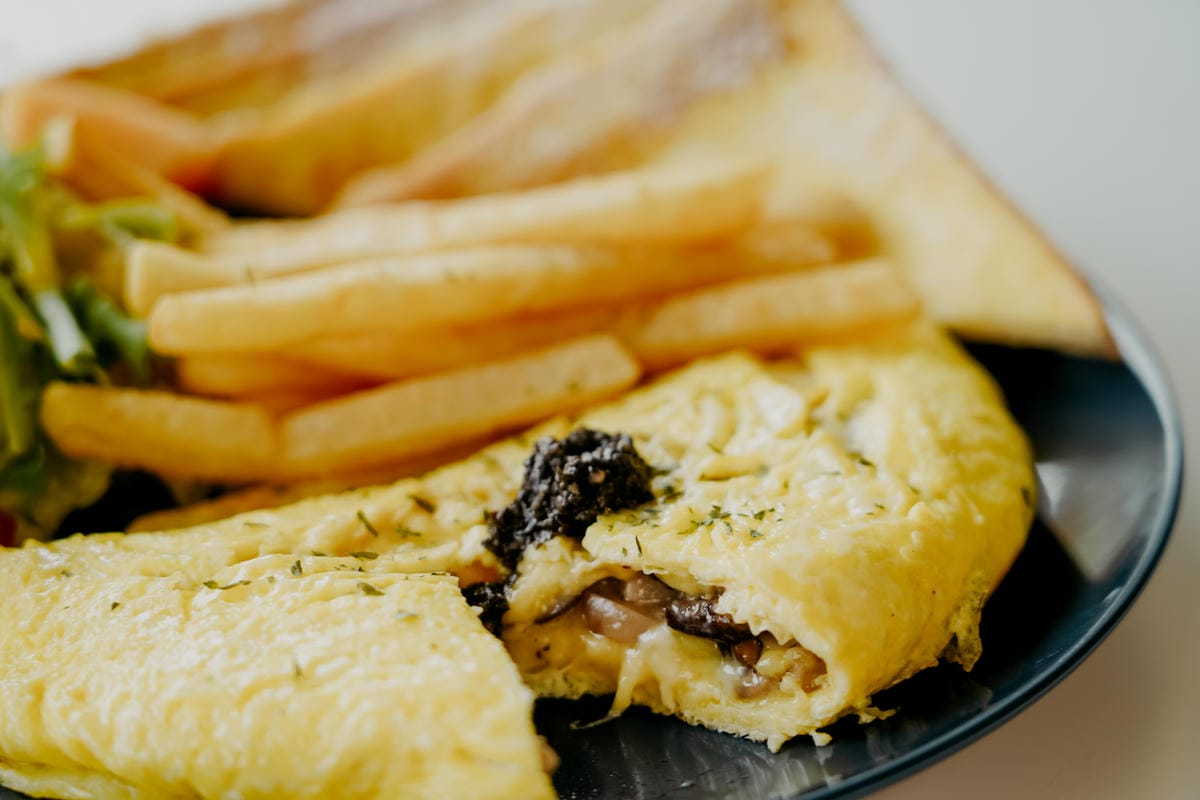 南科美食 圈子早午餐Coffee南科旗艦店 採光落地窗 手繪牆舒適用餐環境 紅酒牛肉 綜合拼盤 松露歐姆雷 咖哩豬排22.jpg 南科美食 圈子早午餐Coffee南科旗艦店 採光落地窗 手繪牆舒適用餐環境 紅酒牛肉 綜合拼盤 松露歐姆雷 咖哩豬排22.jpg