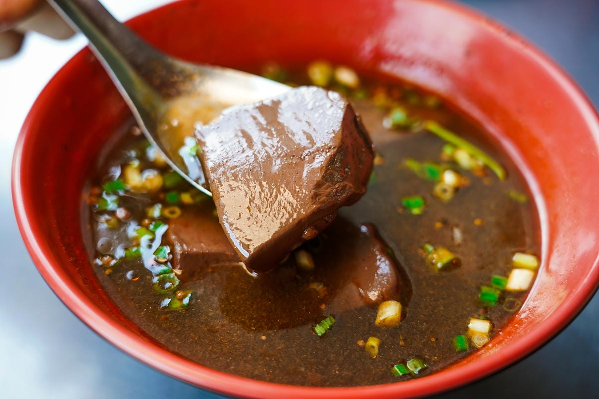 台南中西區美食 張家涼麵 近一甲子的傳承好味道 什錦涼麵有皮蛋好特別 台南美術二館對面32.JPG