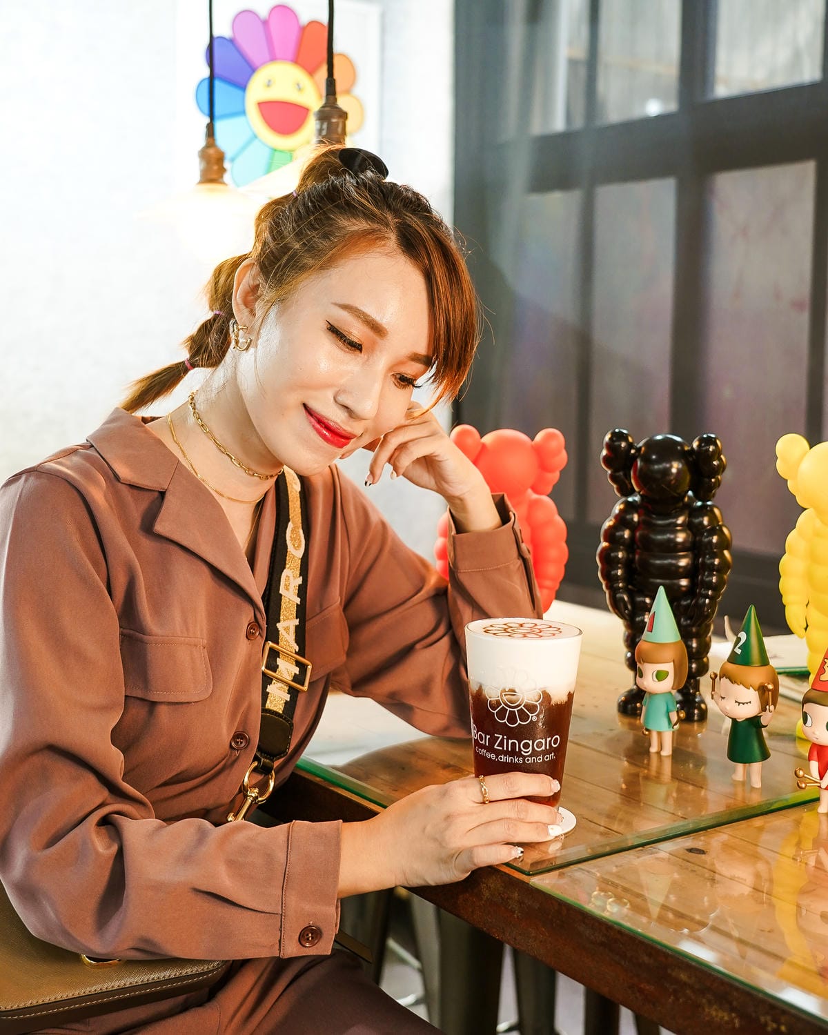 台南東區最潮咖啡廳 KingZone cafe 好拍又可放鬆的潮流複合店 傳說中的至尊牛肉麵必吃 隱身在成大附近22巷內39.JPG