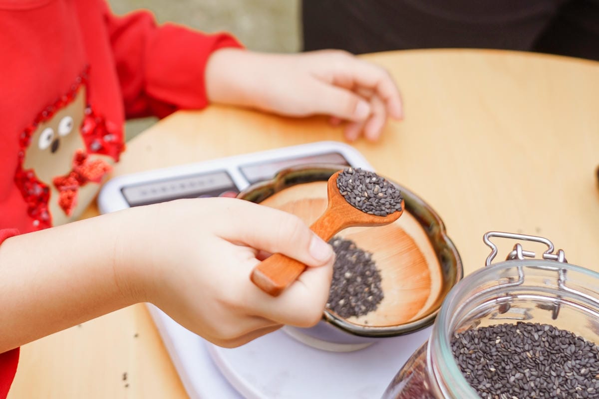 台南親子行程 2020國產雜糧十大經典體驗路線 西港區農會「西港農濃麻香手作體驗」一起到胡麻田中探索田園風光 體驗純樸農村美景61.jpg 台南親子行程 2020國產雜糧十大經典體驗路線 西港區農會「西港農濃麻香手作體驗」一起到胡麻田中探索田園風光 體驗純樸農村美景61.jpg