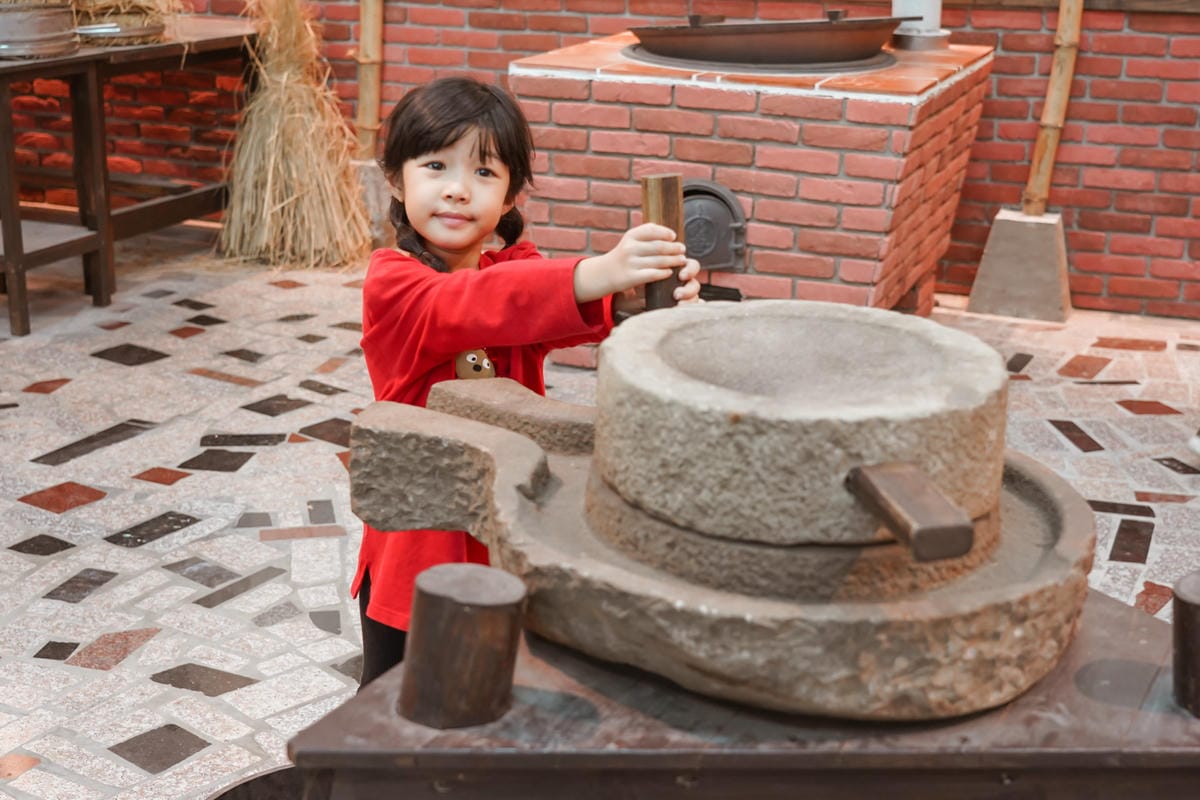 台南親子行程 2020國產雜糧十大經典體驗路線 西港區農會「西港農濃麻香手作體驗」一起到胡麻田中探索田園風光 體驗純樸農村美景86.jpg 台南親子行程 2020國產雜糧十大經典體驗路線 西港區農會「西港農濃麻香手作體驗」一起到胡麻田中探索田園風光 體驗純樸農村美景86.jpg