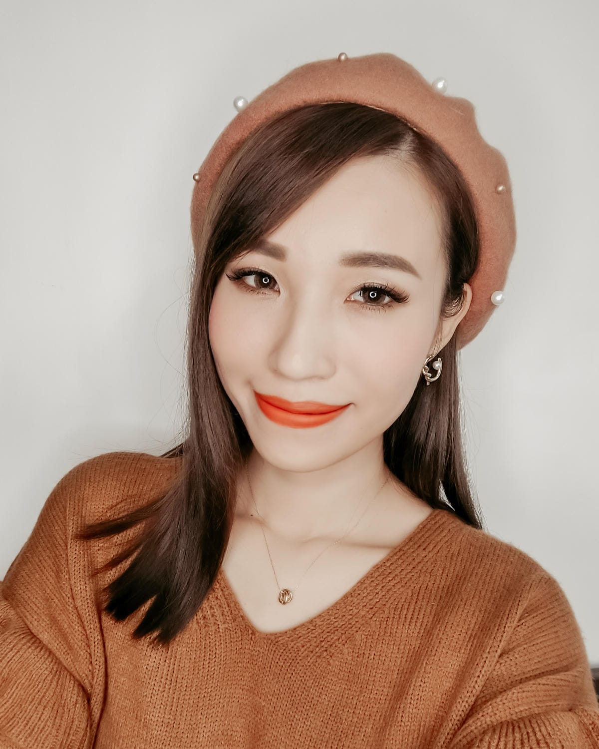 秋冬唇彩流行趨勢 LUNA微醺絲絨霧面唇膏 全試色 復古時尚 日常氣質妝容都可駕馭22.jpg 秋冬唇彩流行趨勢 LUNA微醺絲絨霧面唇膏 全試色 復古時尚 日常氣質妝容都可駕馭22.jpg