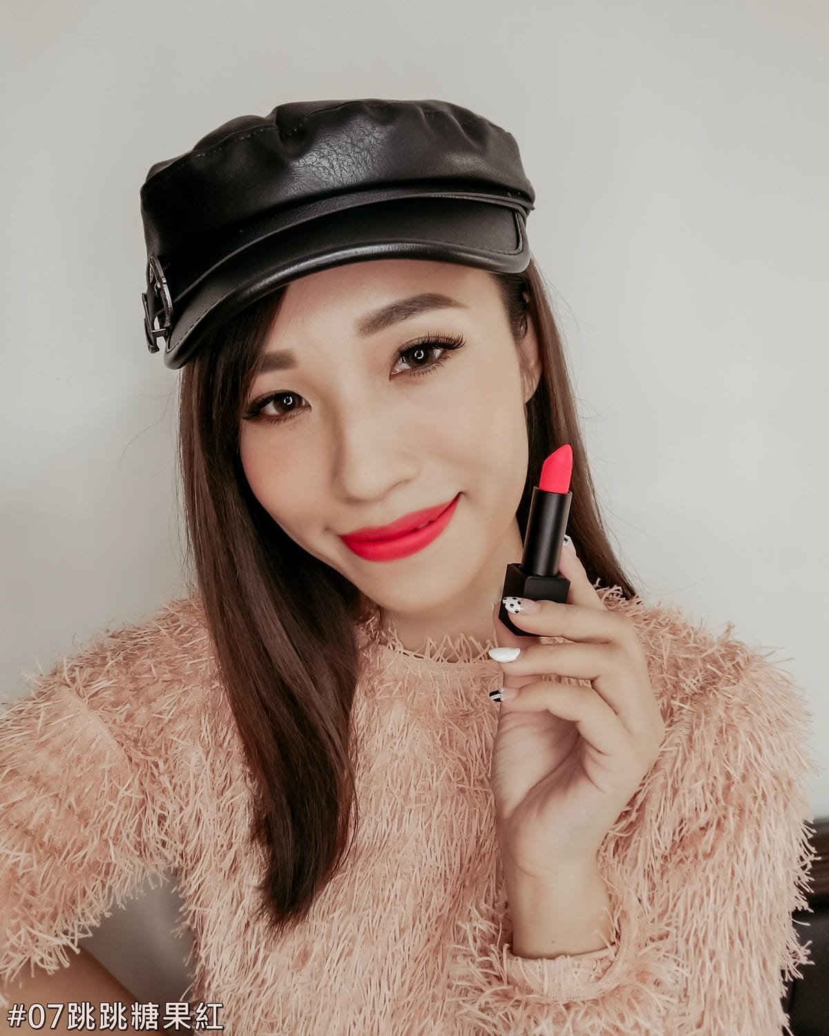 秋冬唇彩流行趨勢 LUNA微醺絲絨霧面唇膏 全試色 復古時尚 日常氣質妝容都可駕馭31.jpg 秋冬唇彩流行趨勢 LUNA微醺絲絨霧面唇膏 全試色 復古時尚 日常氣質妝容都可駕馭31.jpg