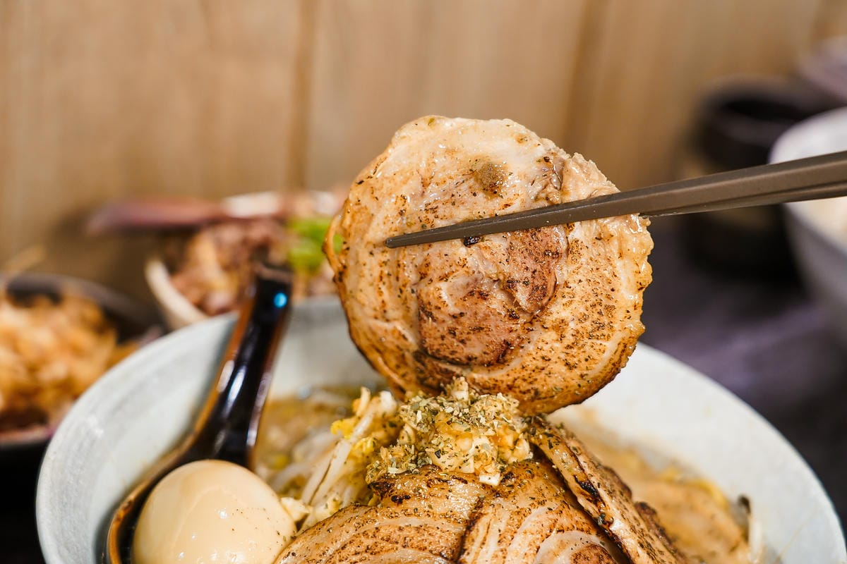 台南北區 ㄧ拉面-豚骨專賣 最愛那濃厚豚骨湯頭 叉燒肉超厚 吃一碗就超滿足21.jpg 台南北區 ㄧ拉面-豚骨專賣 最愛那濃厚豚骨湯頭 叉燒肉超厚 吃一碗就超滿足21.jpg