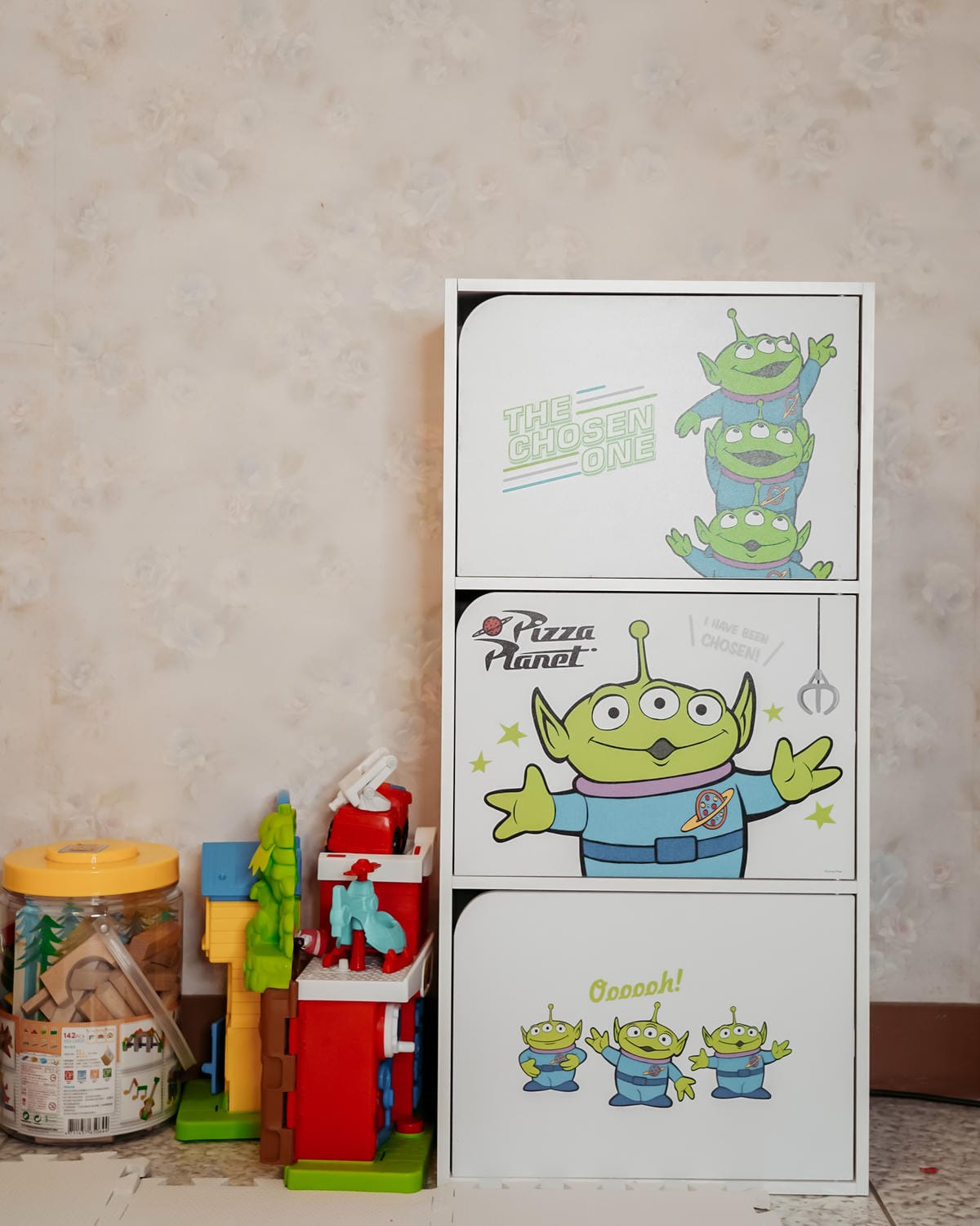 開箱 迪士尼米奇米妮三層櫃、玩具總動員三層櫃、維尼兩層櫃 YAHOO購物中心 x 御妍堂-收納皇后 雙12超級迪士尼週24.jpg 開箱 迪士尼米奇米妮三層櫃、玩具總動員三層櫃、維尼兩層櫃 YAHOO購物中心 x 御妍堂-收納皇后 雙12超級迪士尼週24.jpg