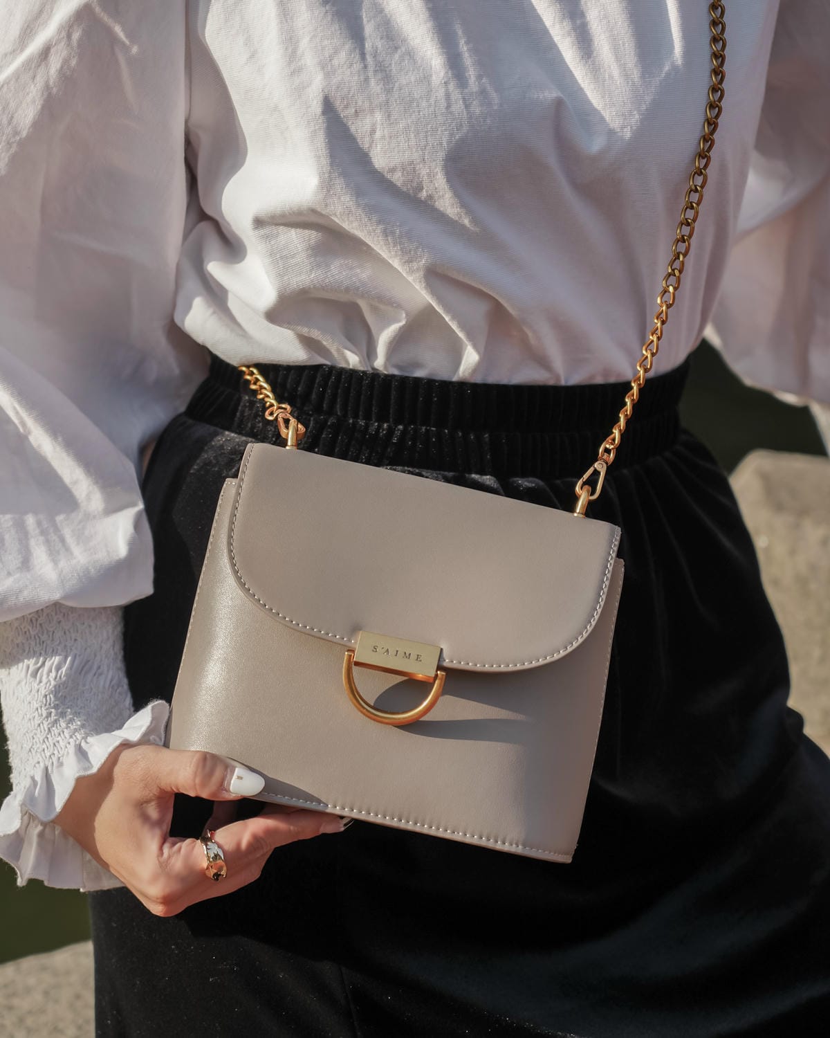 S’AIME東京企劃 年末派對包 新年招財長夾推薦 真皮COCO MINI 撞色鍊條包 多隔層小方包 真皮圓弧打釘拉鍊長夾 時尚美包超好搭14.jpg S’AIME東京企劃 年末派對包 新年招財長夾推薦 真皮COCO MINI 撞色鍊條包 多隔層小方包 真皮圓弧打釘拉鍊長夾 時尚美包超好搭14.jpg