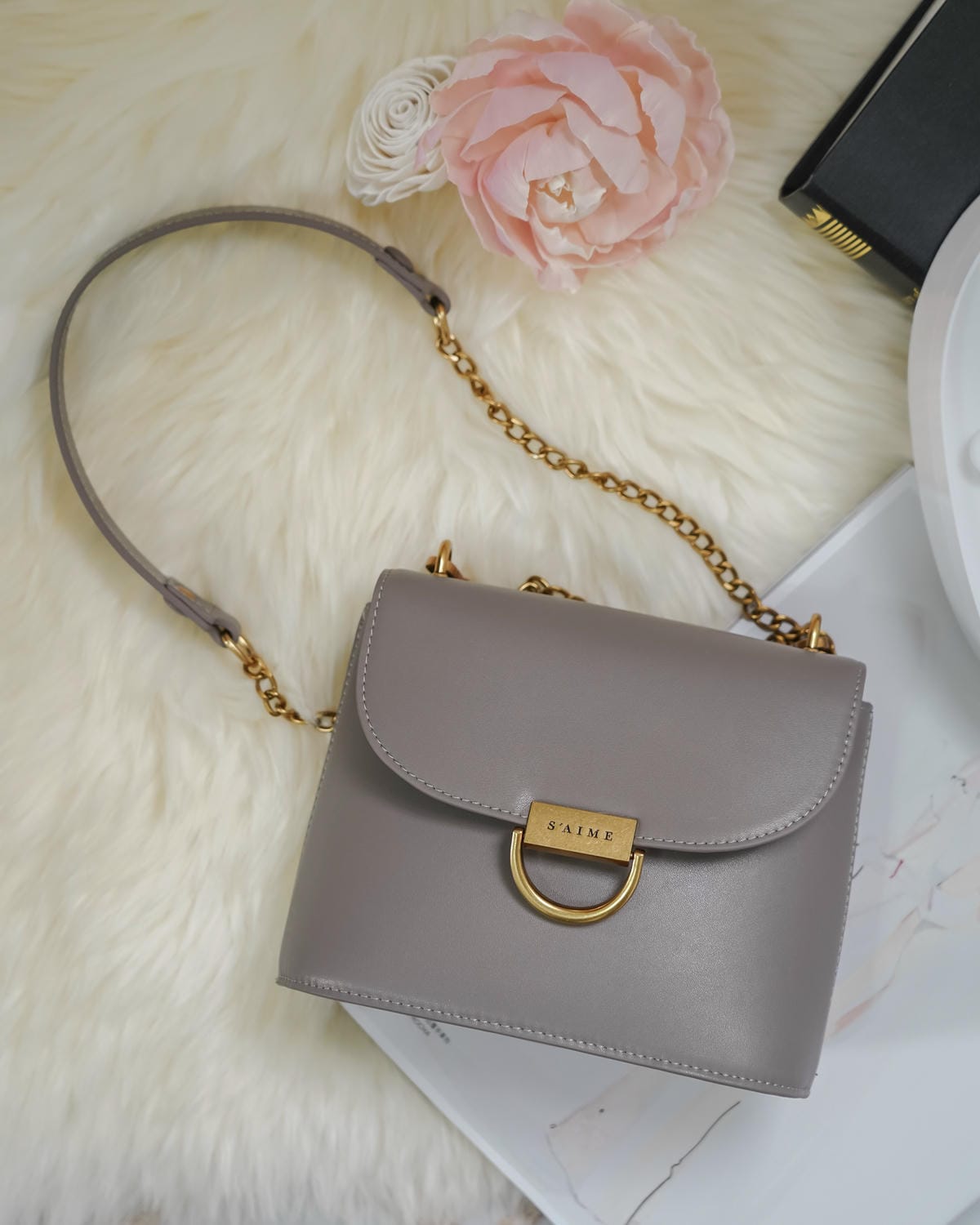 S’AIME東京企劃 年末派對包 新年招財長夾推薦 真皮COCO MINI 撞色鍊條包 多隔層小方包 真皮圓弧打釘拉鍊長夾 時尚美包超好搭5.jpg S’AIME東京企劃 年末派對包 新年招財長夾推薦 真皮COCO MINI 撞色鍊條包 多隔層小方包 真皮圓弧打釘拉鍊長夾 時尚美包超好搭5.jpg