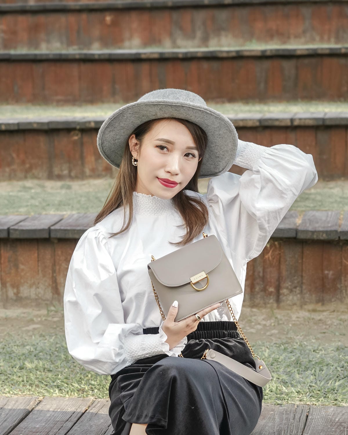 S’AIME東京企劃 年末派對包 新年招財長夾推薦 真皮COCO MINI 撞色鍊條包 多隔層小方包 真皮圓弧打釘拉鍊長夾 時尚美包超好搭15.jpg S’AIME東京企劃 年末派對包 新年招財長夾推薦 真皮COCO MINI 撞色鍊條包 多隔層小方包 真皮圓弧打釘拉鍊長夾 時尚美包超好搭15.jpg