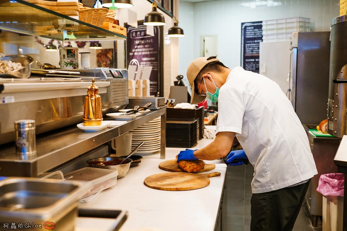 大立EATALEE美食街 金窯義式料理XLuigi 路易奇洗衣公司 高雄最強美食角落 不出國也能享用義式料理!5.jpg 大立EATALEE美食街 金窯義式料理XLuigi 路易奇洗衣公司 高雄最強美食角落 不出國也能享用義式料理!5.jpg