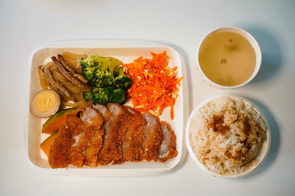 台南學甲 榕樹下快餐店 平價便當 竟有熟客才知道的隱藏版餐點 15.jpg 台南學甲 榕樹下快餐店 平價便當 竟有熟客才知道的隱藏版餐點 15.jpg