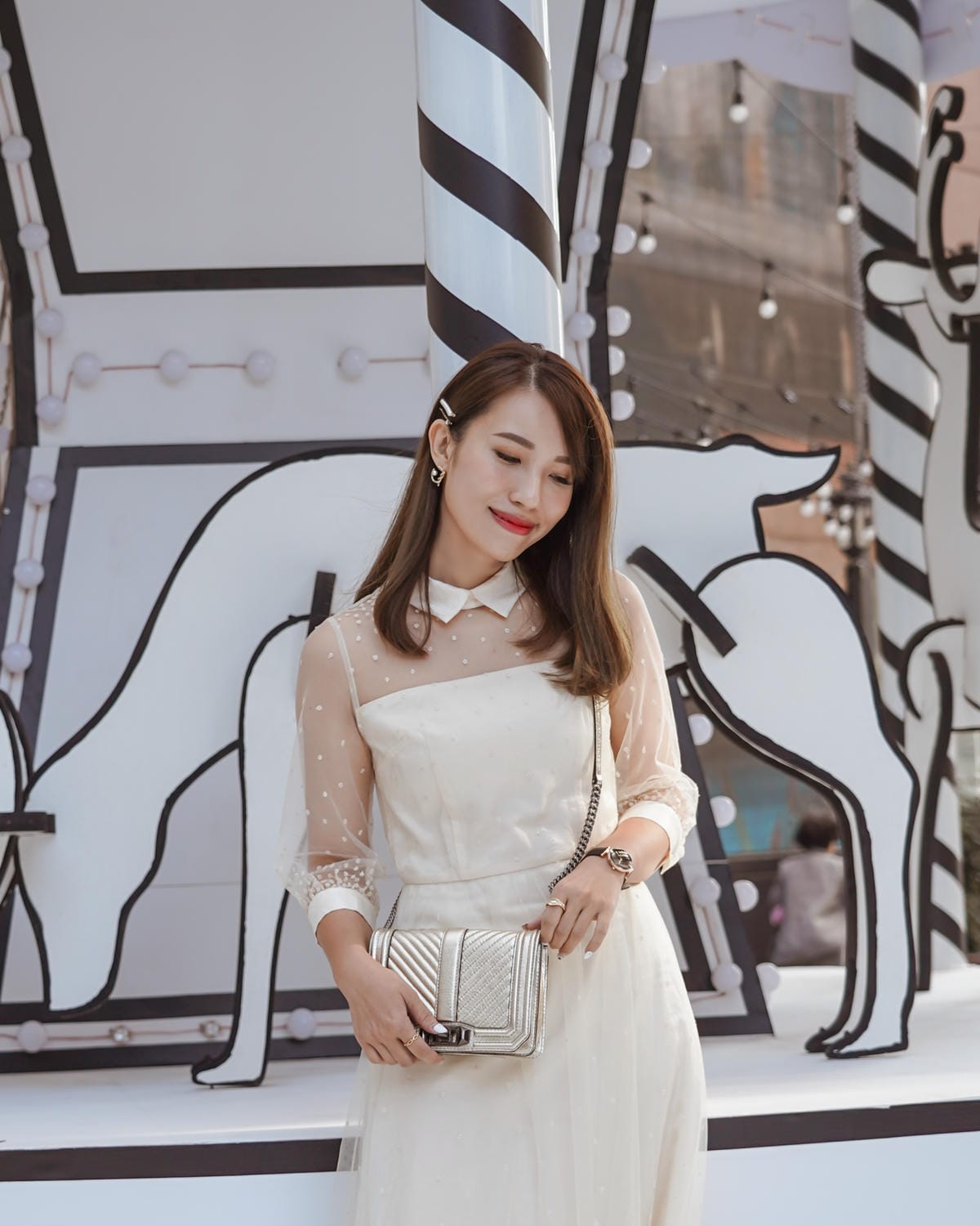 跨年保暖穿搭 iROO 跨年約會Party 仙女穿搭三套LOOK 時尚迎接2021吧!10.JPG 跨年保暖穿搭 iROO 跨年約會Party 仙女穿搭三套LOOK 時尚迎接2021吧!10.JPG