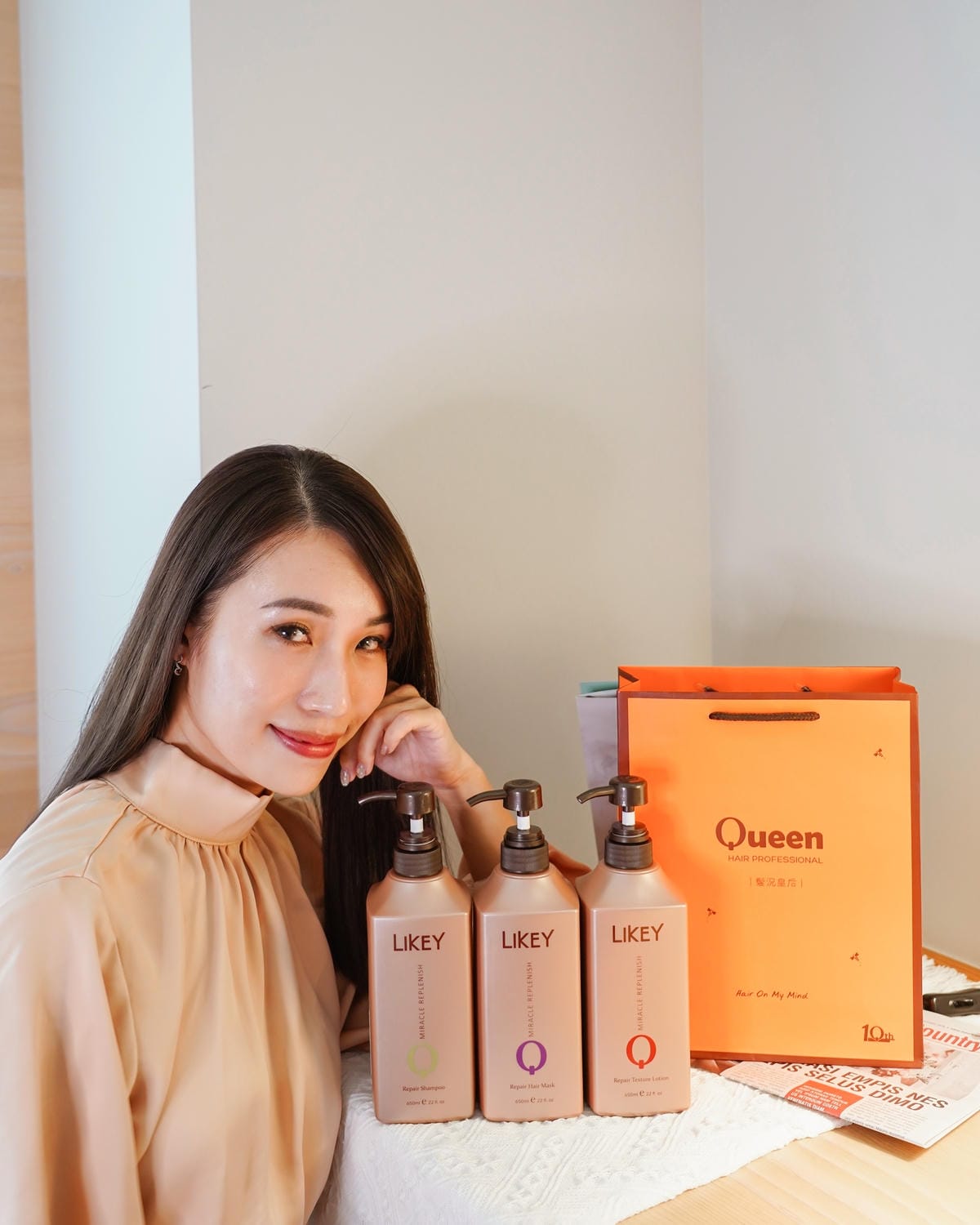 髮況皇后 LIKEY 萊客 洗髮精 護髮膜 精華露 打造輕柔秀髮三步驟2.JPG 髮況皇后 LIKEY 萊客 洗髮精 護髮膜 精華露 打造輕柔秀髮三步驟2.JPG