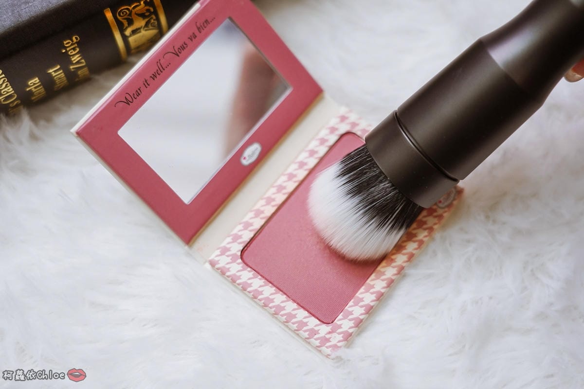 彩妝工具推薦 blendSMART電動化妝刷 達人套裝開箱 上妝輕柔更有效率25.jpg 彩妝工具推薦 blendSMART電動化妝刷 達人套裝開箱 上妝輕柔更有效率25.jpg
