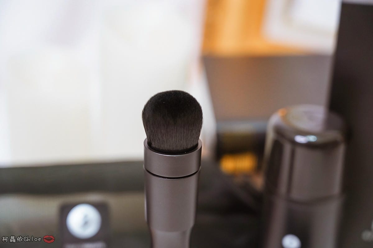 彩妝工具推薦 blendSMART電動化妝刷 達人套裝開箱 上妝輕柔更有效率37.jpg 彩妝工具推薦 blendSMART電動化妝刷 達人套裝開箱 上妝輕柔更有效率37.jpg