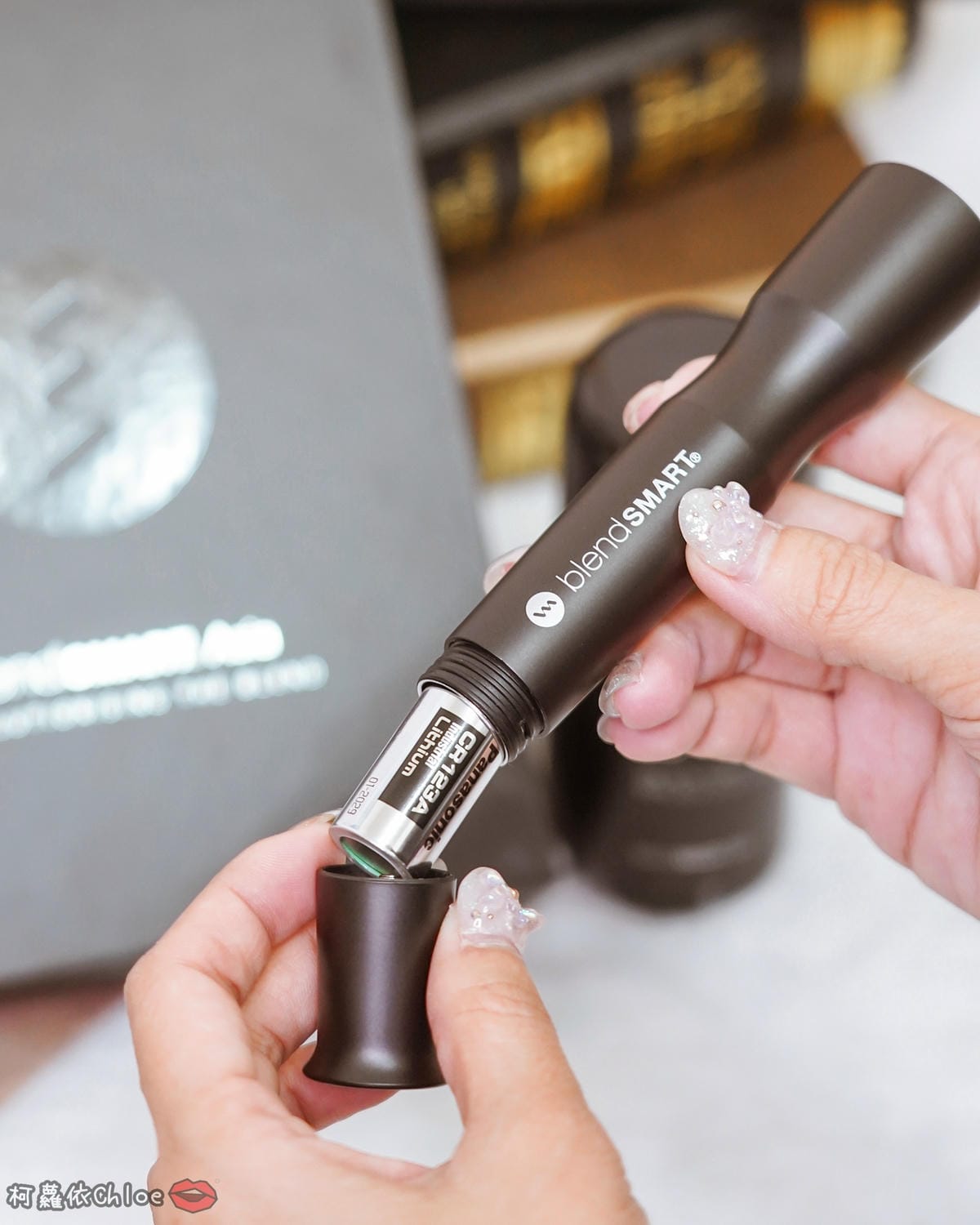 彩妝工具推薦 blendSMART電動化妝刷 達人套裝開箱 上妝輕柔更有效率8.jpg 彩妝工具推薦 blendSMART電動化妝刷 達人套裝開箱 上妝輕柔更有效率8.jpg