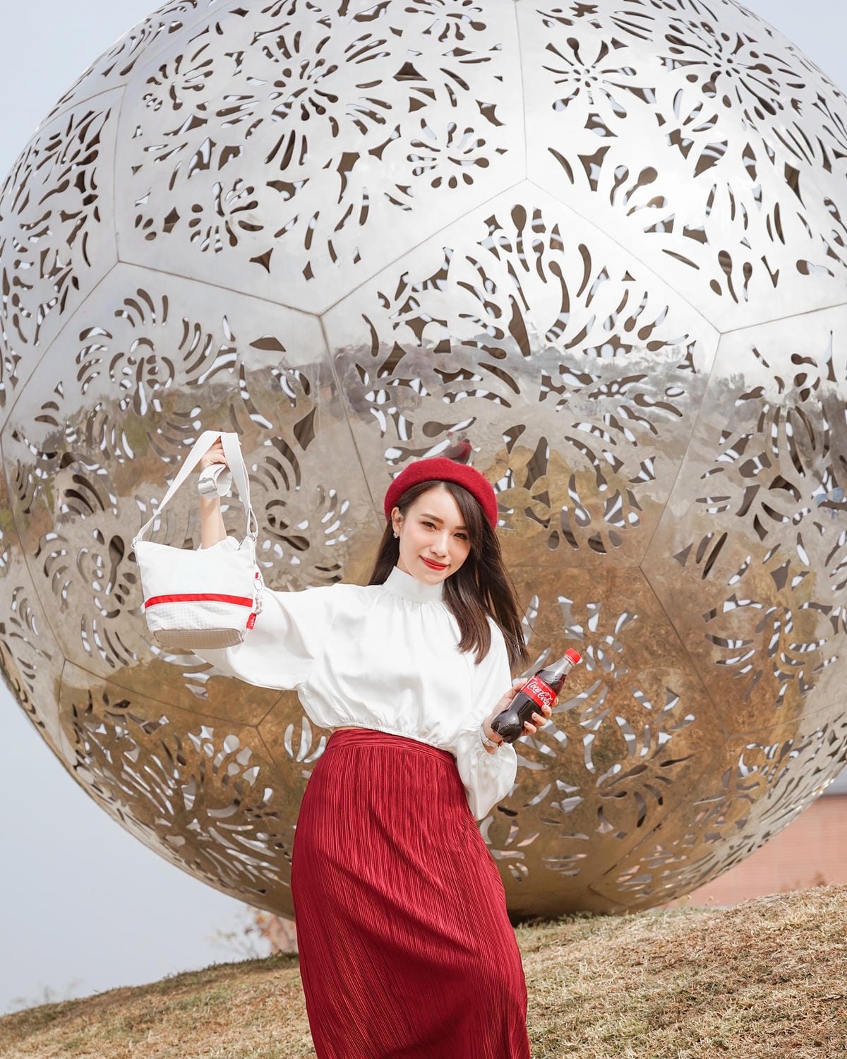 Kipling Coca-Cola 聯名款 百搭包款 2021走春潮流單品推薦1A.JPG Kipling Coca-Cola 聯名款 百搭包款 2021走春潮流單品推薦1A.JPG