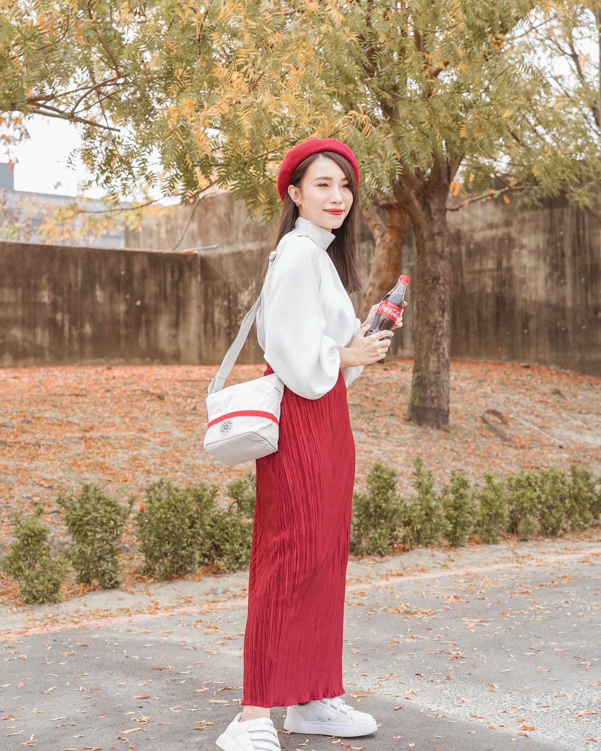 Kipling Coca-Cola 聯名款 百搭包款 2021走春潮流單品推薦15.JPG Kipling Coca-Cola 聯名款 百搭包款 2021走春潮流單品推薦15.JPG