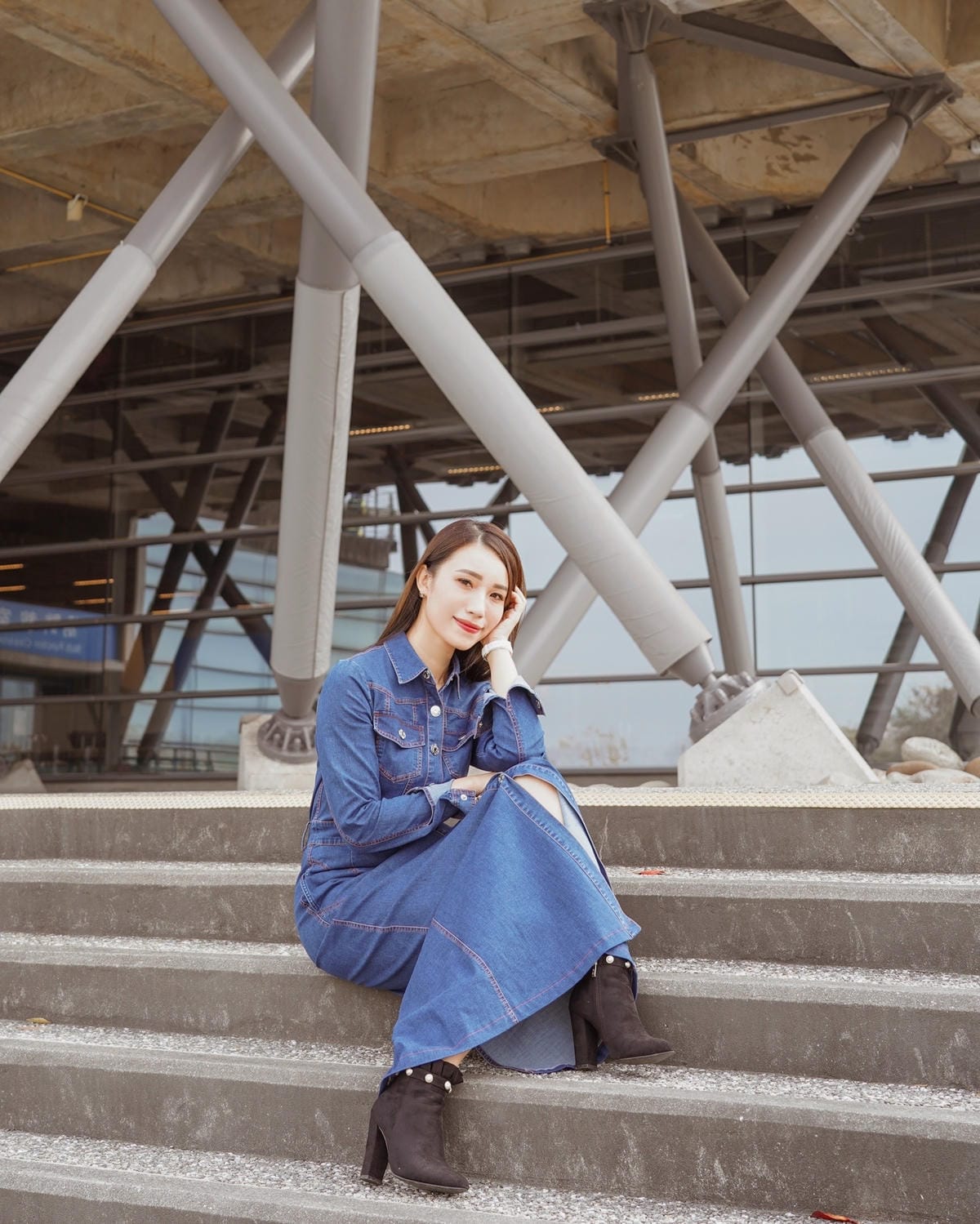 2021走春穿搭 iROO質感丹寧特輯 穿上經典牛仔元素出遊去16.JPG 2021走春穿搭 iROO質感丹寧特輯 穿上經典牛仔元素出遊去16.JPG