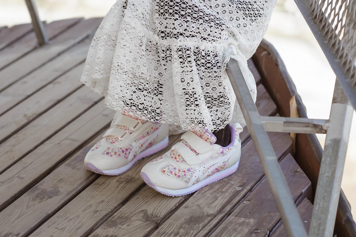 ASICS亞瑟士童鞋 穿搭LOOKBOOK 時尚外型又好穿 適合學齡前兒童18.jpg ASICS亞瑟士童鞋 穿搭LOOKBOOK 時尚外型又好穿 適合學齡前兒童18.jpg