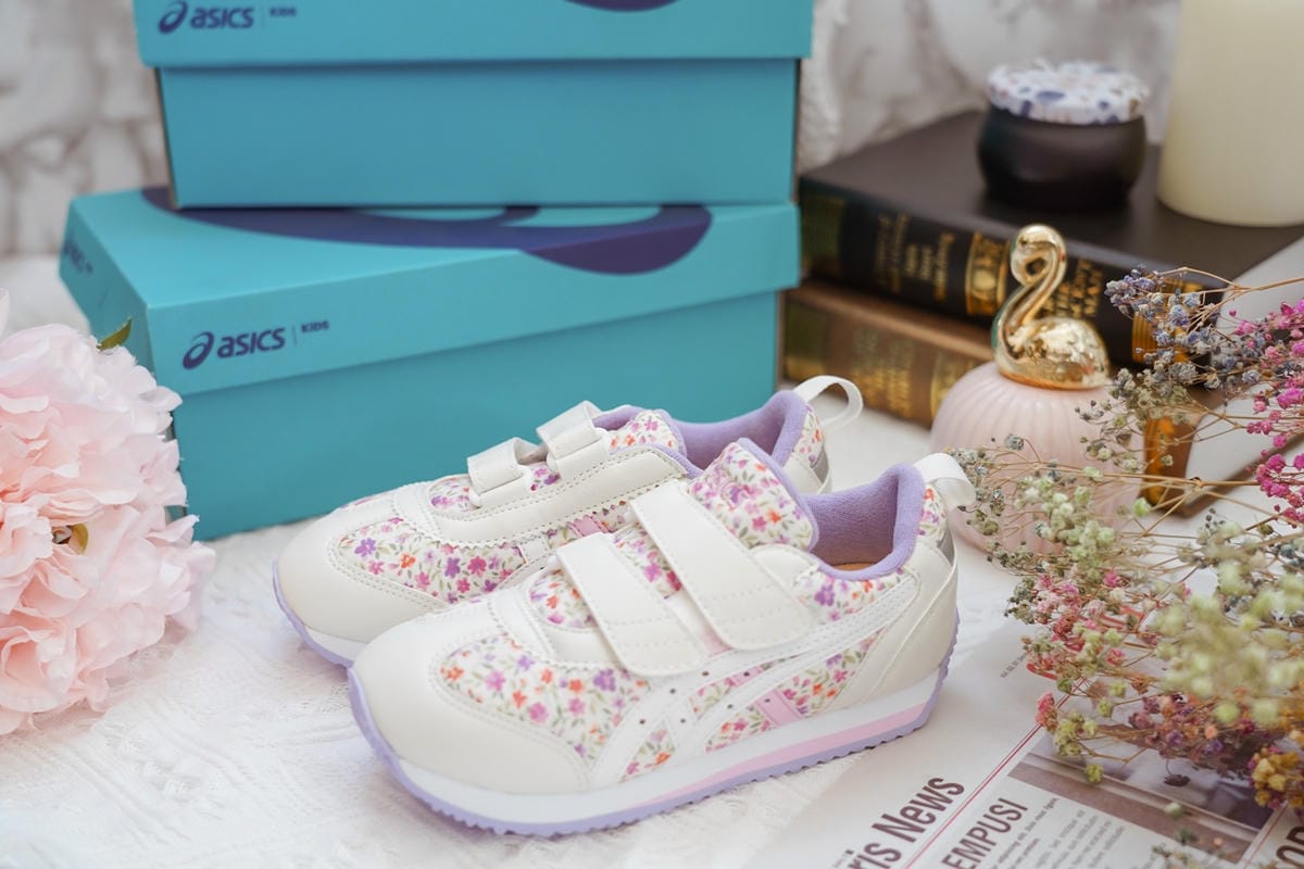 ASICS亞瑟士童鞋 穿搭LOOKBOOK 時尚外型又好穿 適合學齡前兒童12.jpg ASICS亞瑟士童鞋 穿搭LOOKBOOK 時尚外型又好穿 適合學齡前兒童12.jpg