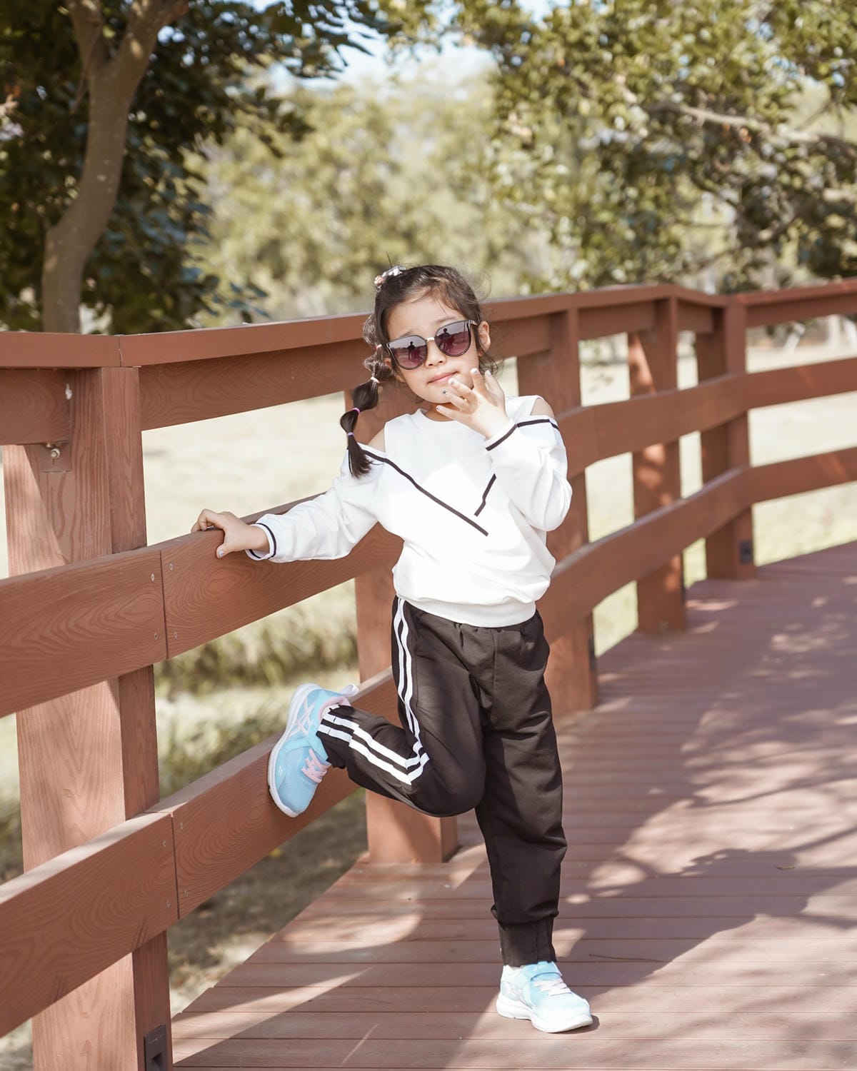 ASICS亞瑟士童鞋 穿搭LOOKBOOK 時尚外型又好穿 適合學齡前兒童54.jpg ASICS亞瑟士童鞋 穿搭LOOKBOOK 時尚外型又好穿 適合學齡前兒童54.jpg