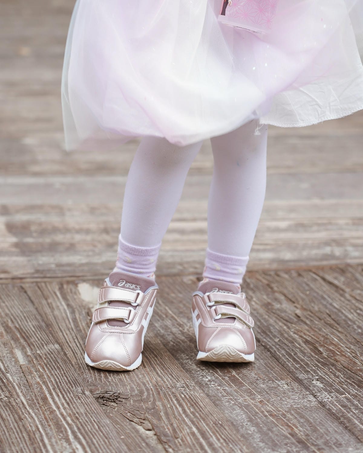 ASICS亞瑟士童鞋 穿搭LOOKBOOK 時尚外型又好穿 適合學齡前兒童30.jpg ASICS亞瑟士童鞋 穿搭LOOKBOOK 時尚外型又好穿 適合學齡前兒童30.jpg