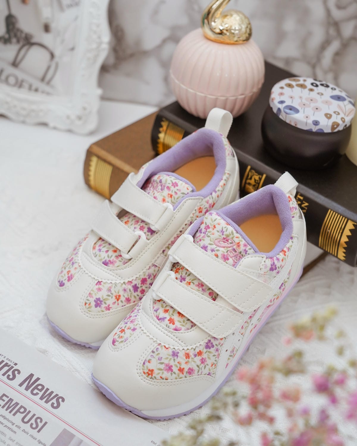 ASICS亞瑟士童鞋 穿搭LOOKBOOK 時尚外型又好穿 適合學齡前兒童8.jpg ASICS亞瑟士童鞋 穿搭LOOKBOOK 時尚外型又好穿 適合學齡前兒童8.jpg